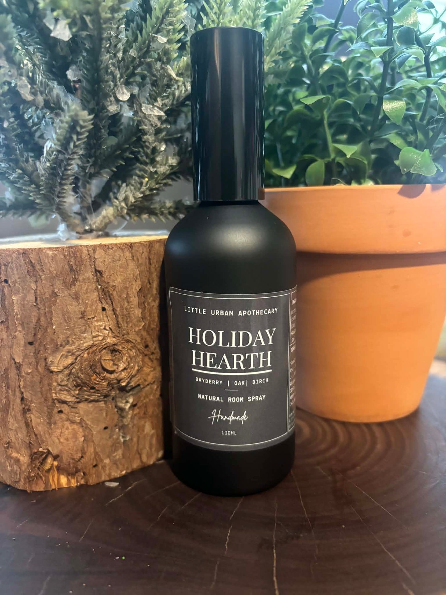 NEW - FRAGRANT MIST - HOLIDAY HEARTH (HOLIDAY EDITION)