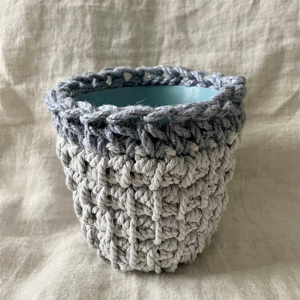 "NEW" PLANT POT - HANDMADE Natural Macrame & Jute
