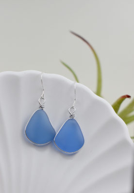 "NEW" EARRINGS - WIRED SEA GLASS - Sterling Silver (Periwinkle)
