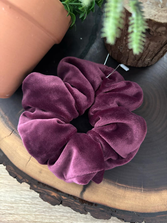"NEW" SCRUNCHIE - VELOUR - MERLOT