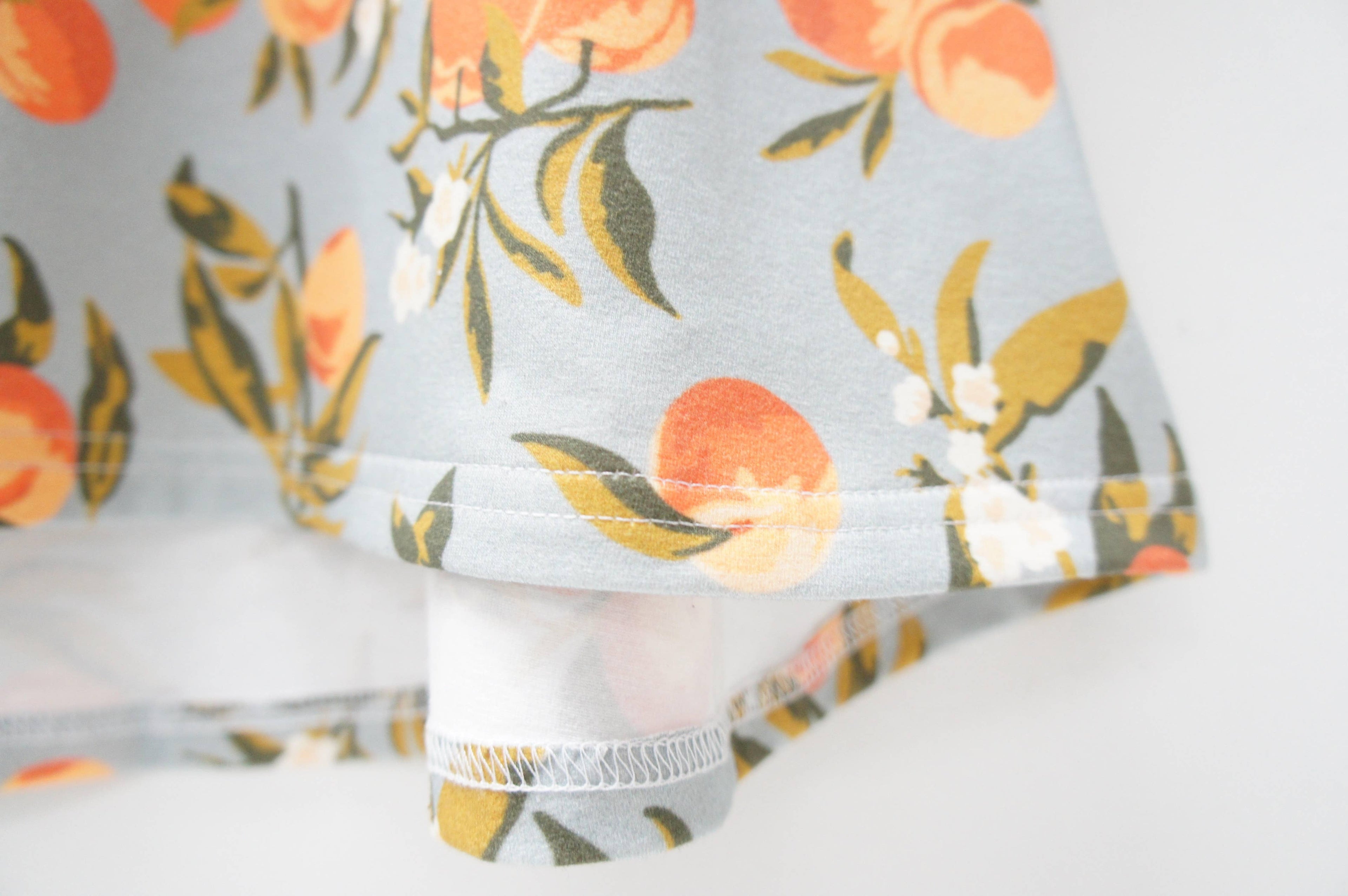 "NEW" DRESS | BABY | TODDLER VINTAGE PEACHES 6-9 months / Short Sleeve